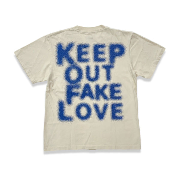 Keep out of fake love T-shirts Cream