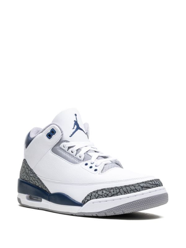 Air Jordan 3 "Midnight Navy" sneakers