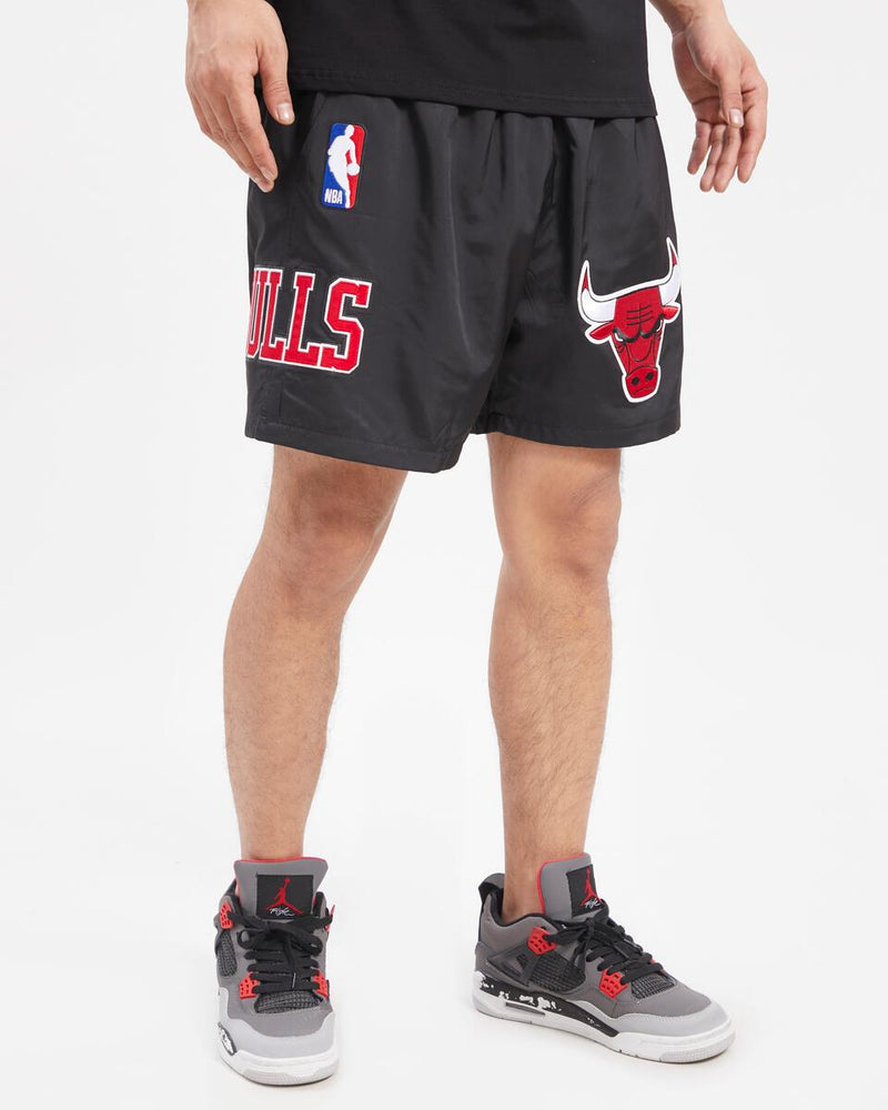 Pro standard CHICAGO BULLS CLASSIC WOVEN SHORT (BCB357050