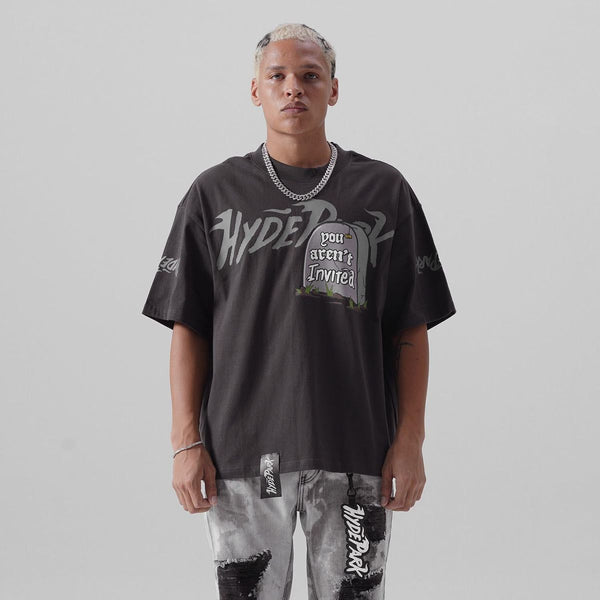 HYDE PARK Tombstoned Tee - Black