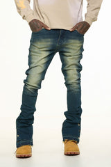 PHEELINGS

"EMOTIONALLY DRIVEN"FLARE STACK DENIM (MEDIUM BLUE VINTAGE WASH)