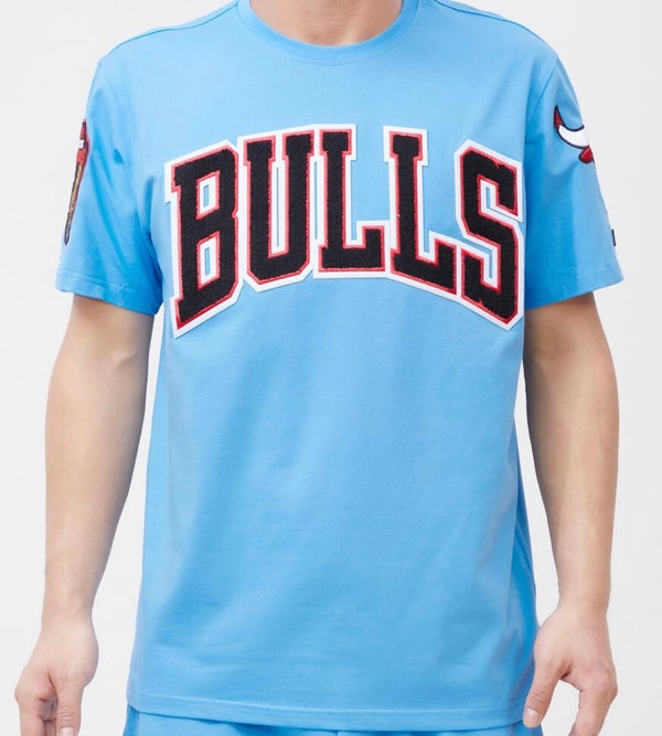 PRO STANDARD CHICAGO BULLS PRO TEAM SHIRT (BCB151539)light blue