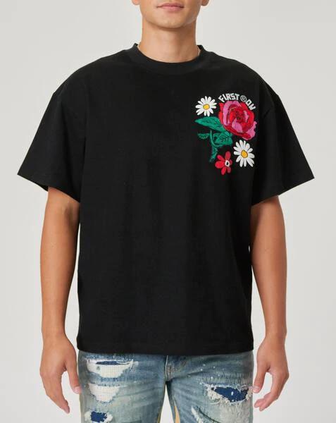 First Row CHEST ROSE EMB & GRAPHIC PUFF PRINT TEE BLACK