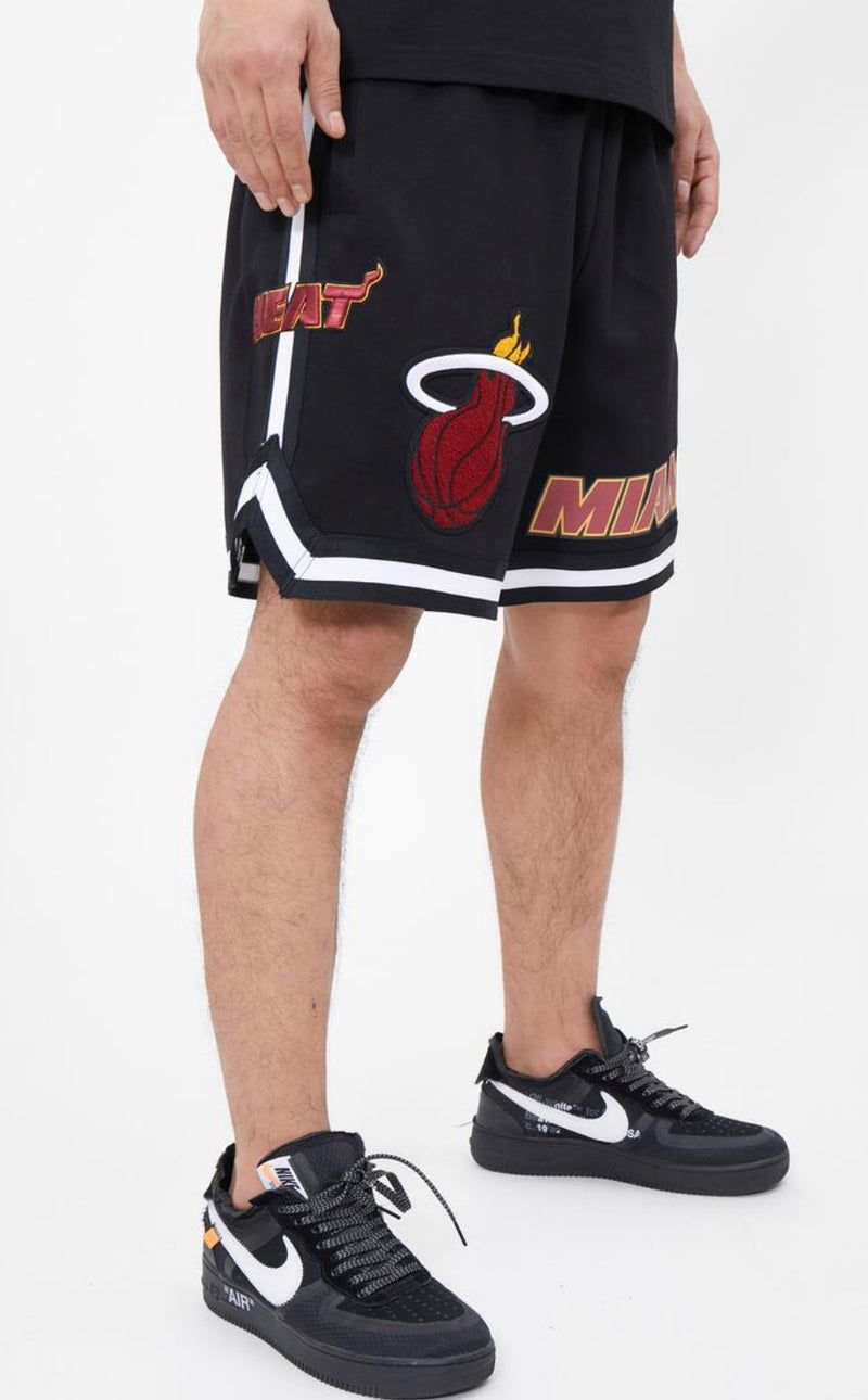 Pro Standard MIAMI HEAT LOGO PRO TEAM SHORT (BMH352223)Black